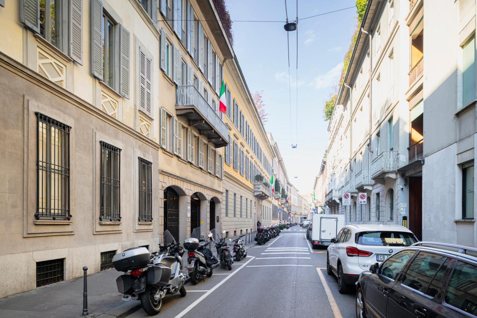 Relstay - Borgonuovo Milan Exterior photo